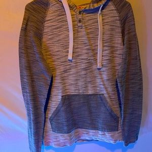 Grey free world sweatshirt